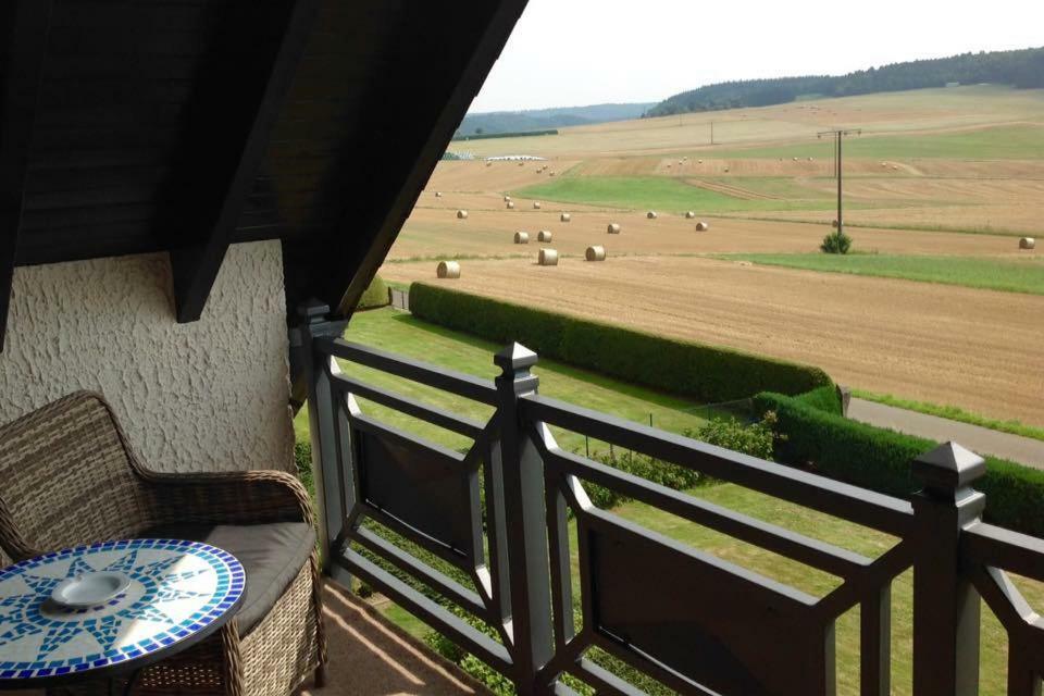 Döttingen Haus Diana Bed & Breakfast エクステリア 写真
